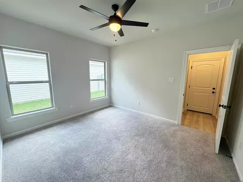Bedroom - 32556 White Bloom Ln, Walker, LA 70785 photo 2 of 2