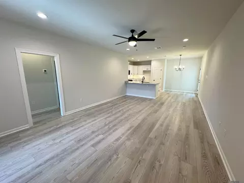 Living - 32556 White Bloom Ln, Walker, LA 70785 photo 2 of 2
