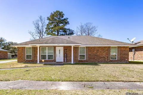 8457 Cody Dr, Baton Rouge, LA 70811