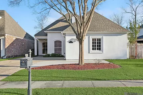 537 Villaridge Dr, Baton Rouge, LA 70810