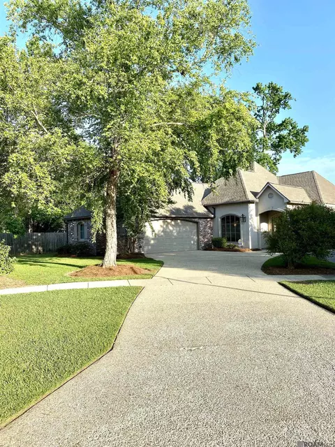 5436 Heidis Pl, Baton Rouge, LA 70817