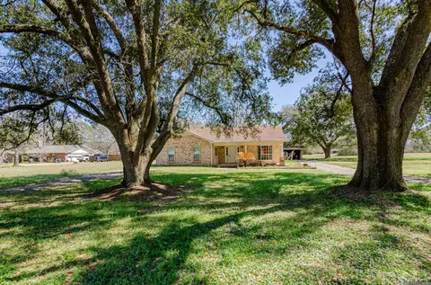 9250 Foster Rd, Baton Rouge, LA 70811