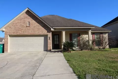 28526 Grand Turk Dr, Denham Springs, LA 70726