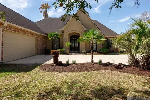 11955 Home Port Dr, Maurepas, LA 70449