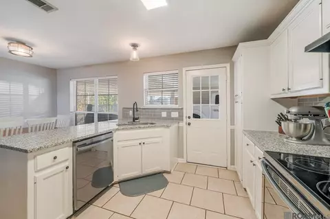 13552 S Trace Dr, Walker, LA 70785 photo 13