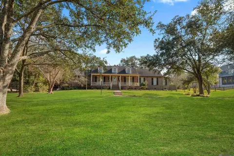 888 Dubois Dr, Baton Rouge, LA 70808