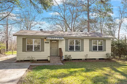 1608 Landry Dr, Baker, LA 70714
