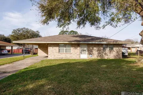 204 Saint Joseph St, Donaldsonville, LA 70346