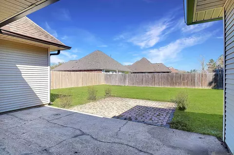 Exterior - 33909 Natures Way, Walker, LA 70785 photo 3 of 4