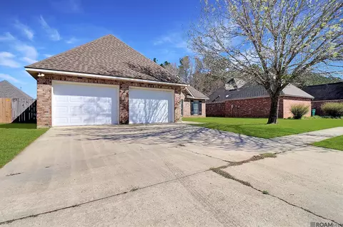 Exterior - 33909 Natures Way, Walker, LA 70785 photo 2 of 4
