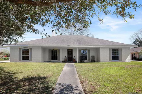 2537 W Highmeadow Ct, Baton Rouge, LA 70816