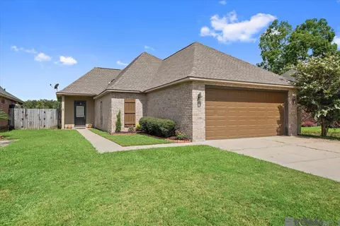 33927 Renee Ave, Denham Springs, LA 70706