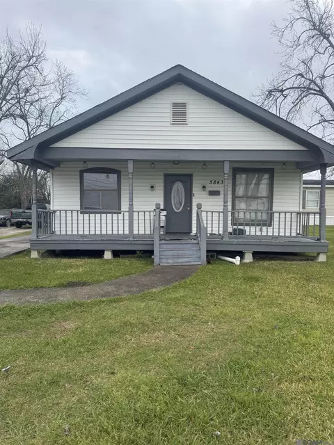 58430 Barrow St, Plaquemine, LA 70764