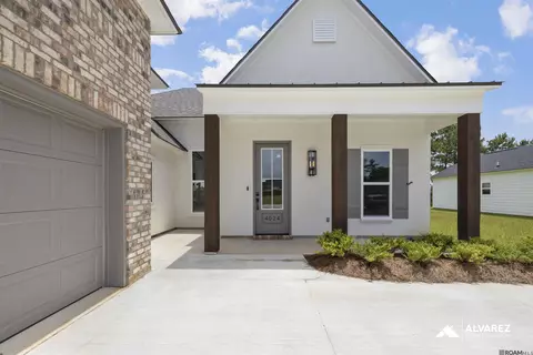 4024 Kelly Lake Ln, Madisonville, LA 70447