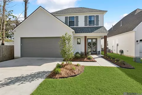 14124 Purple Finch Ct, Baton Rouge, LA 70817