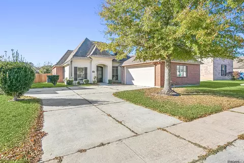 4265 Wilderness Run Dr, Zachary, LA 70791