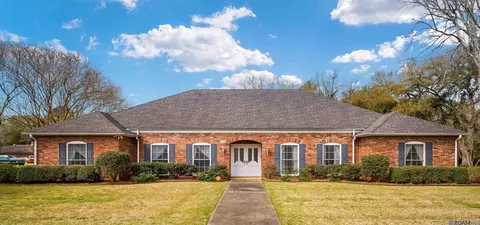 304 S Sewell, Bunkie, LA 71322