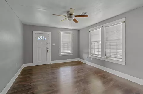 1650 N 32nd St, Baton Rouge, LA 70802