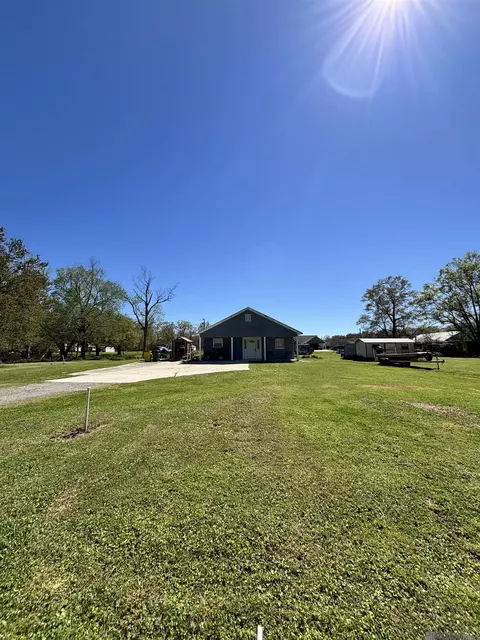 64235 L L Rd, Plaquemine, LA 70764