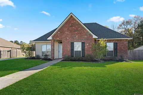 34175 Hawks Cv, Denham Springs, LA 70706