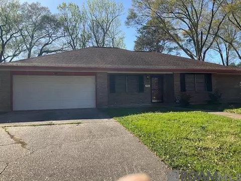 3745 Cathedral Dr, Baton Rouge, LA 70805