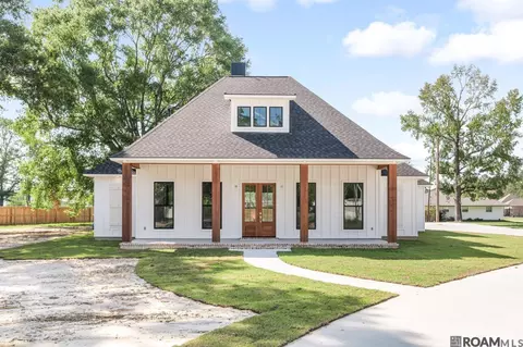 10576 Arnold Rd, Denham Springs, LA 70726