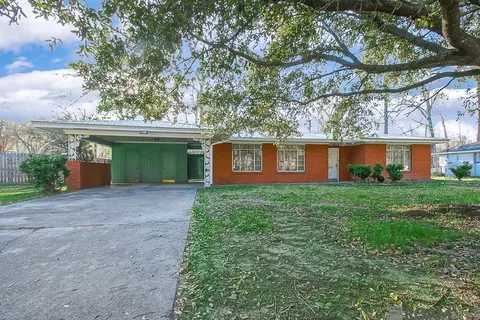 372 Frances Harriet Dr, Baton Rouge, LA 70815