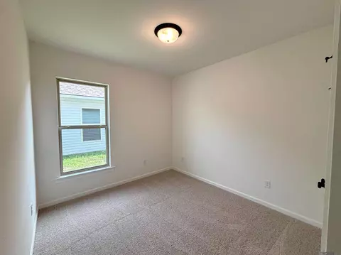 Bedroom - 32550 White Bloom Ln, Walker, LA 70785 photo 1 of 3