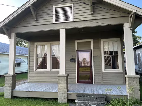 57850 Schnebelen St, Plaquemine, LA 70764