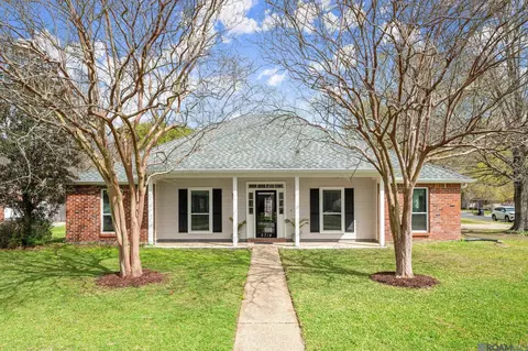 5314 River Meadow Dr, Baton Rouge, LA 70820