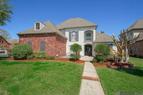 37286 Christina Ave, Prairieville, LA 70769