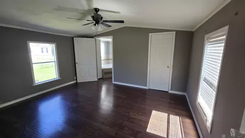 14964 E Beaver Dr, Pride, LA 70770 photo 5