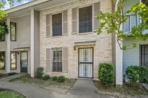 1793 Blvd De Province # D, Baton Rouge, LA 70816