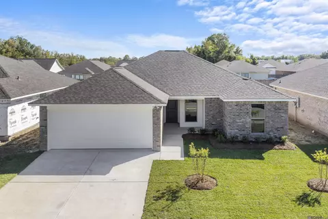 1124 Marlena Meadows Dr, Gonzales, LA 70737