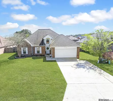 26174 Bellwoode Dr, Denham Springs, LA 70726