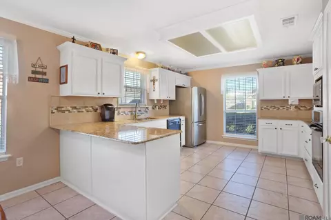 13970 Guy St, Walker, LA 70785 photo 5