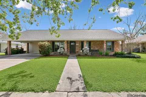10032 Mint Dr, Baton Rouge, LA 70809