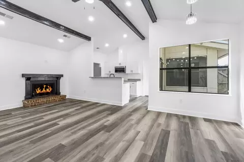 8030 Pennth Ave # 6-C, Baton Rouge, LA 70809