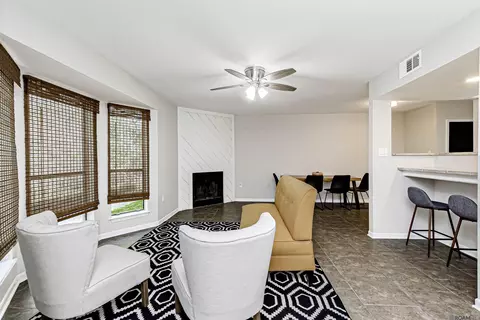 2051 S Brightside View Dr # C, Baton Rouge, LA 70820