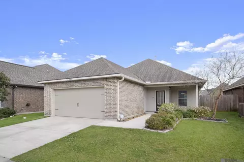6609 Blue Rose Dr, Baton Rouge, LA 70817