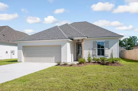 10483 Highcrest Dr, Denham Springs, LA 70706