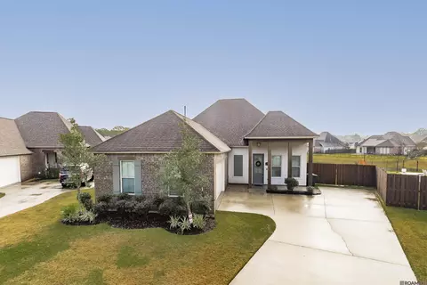 16064 Greycliff Ave, Pride, LA 70770
