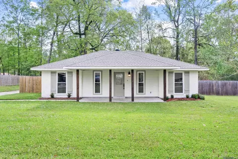 29260 Peggy Dr, Walker, LA 70785