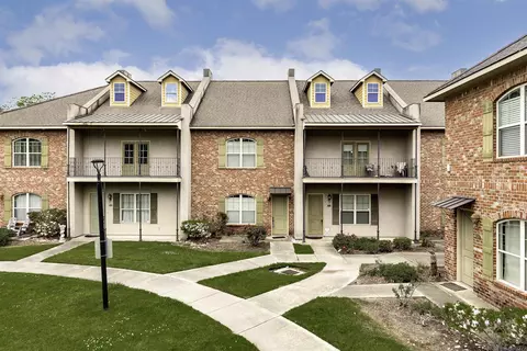 4637 Burbank Dr # 203, Baton Rouge, LA 70820