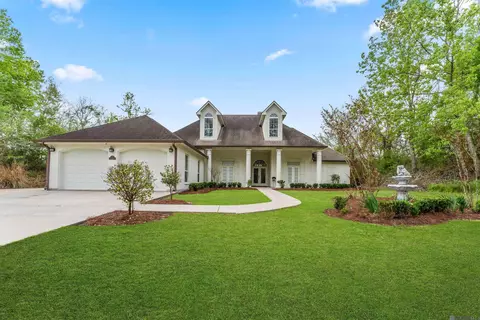 21679 Waterfront East Dr, Maurepas, LA 70449