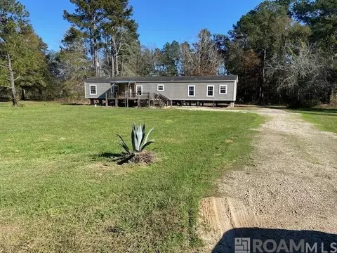 39820 Applewood Dr, Denham Springs, LA 70706