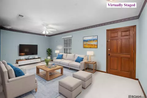 Living - 14539 Winslow Dr, Pride, LA 70770 photo 3 of 6