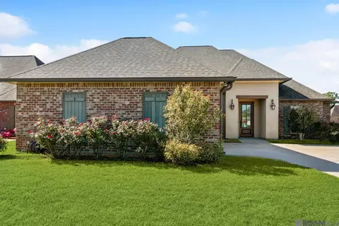 40265 Canora Ct, Prairieville, LA 70769