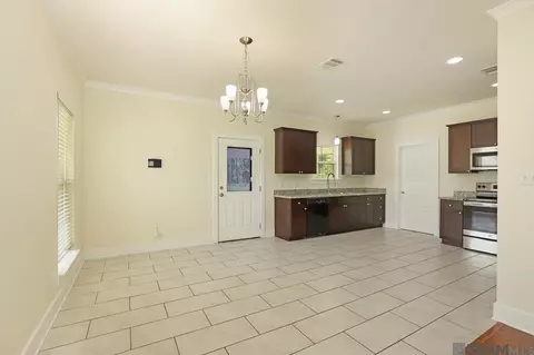 30682 Milton Rd, Walker, LA 70785 photo 9