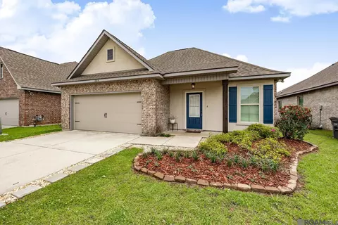 1225 Gentle Wind Dr, Baton Rouge, LA 70820